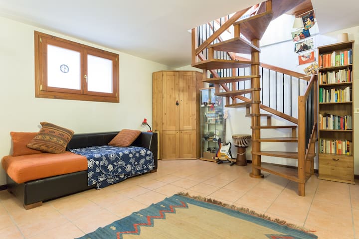 Accogliente tavernetta