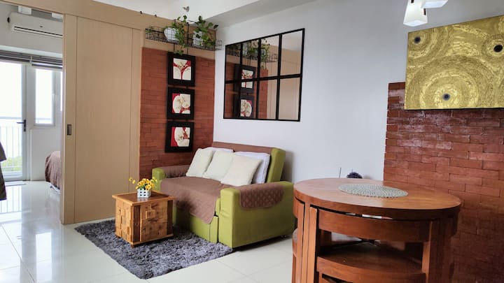Wind Res,end Unit 41.81 Sqm ,5 Pax ,Taal View - Tagaytay