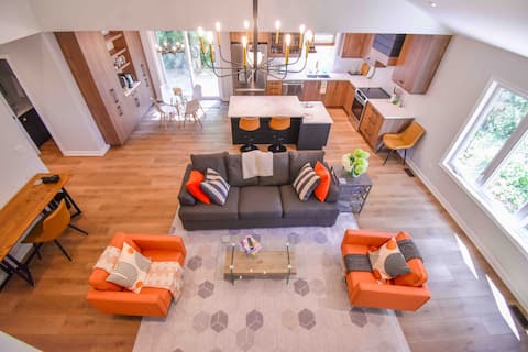 Popular Airbnb listing: Peach View Retreat in Lincoln