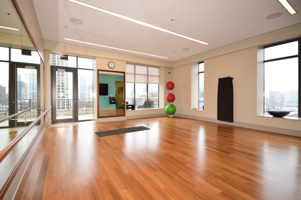 Amenity - Yoga/Pilates Studio