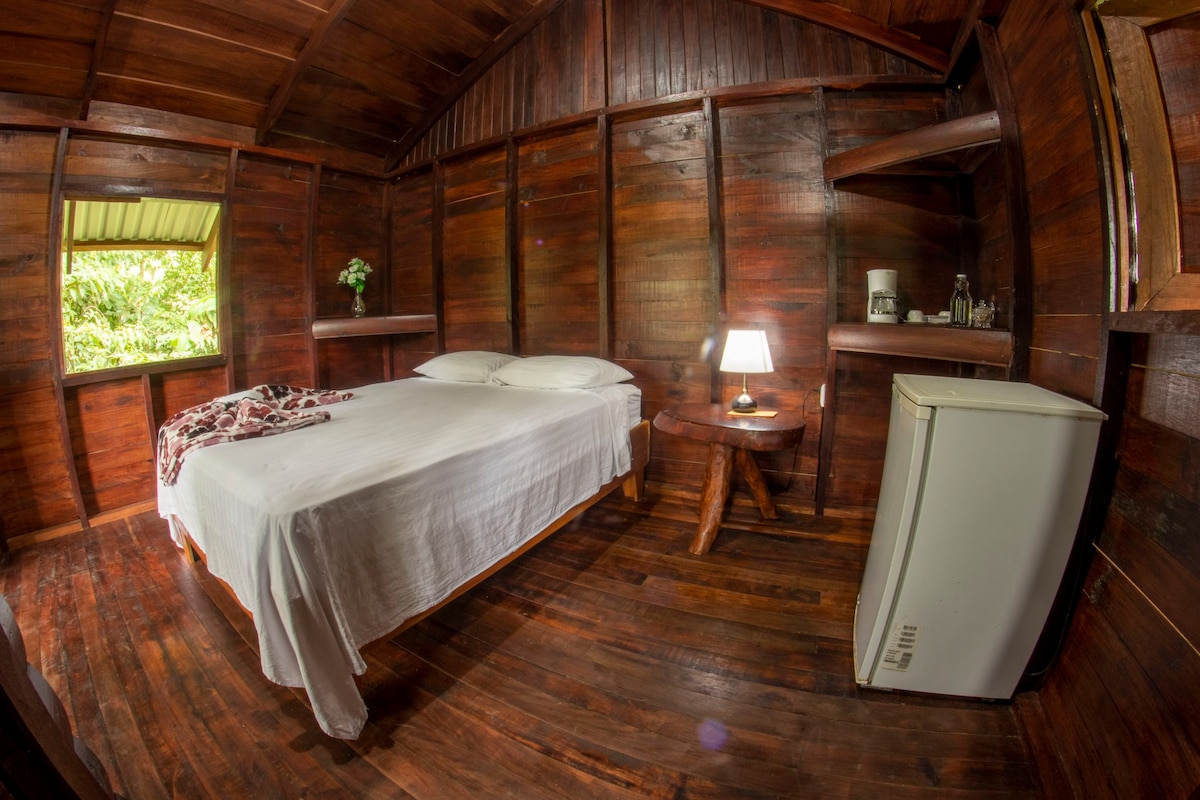 Studio in La Fortuna — 1 bedroom vacation rental in La Fortuna