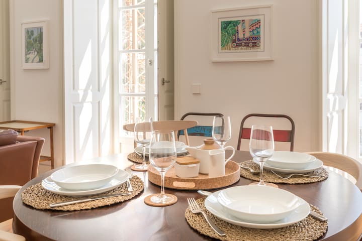 Private condo apartment with stunning view gallery image 3