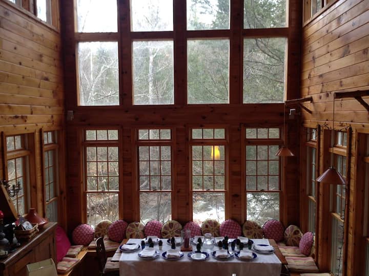 Streamside Cabin in the Catskills Houses for Rent in Chichester, New