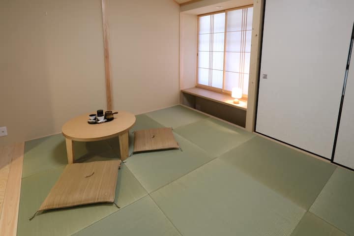2階和室
2nd floor Japanese style room