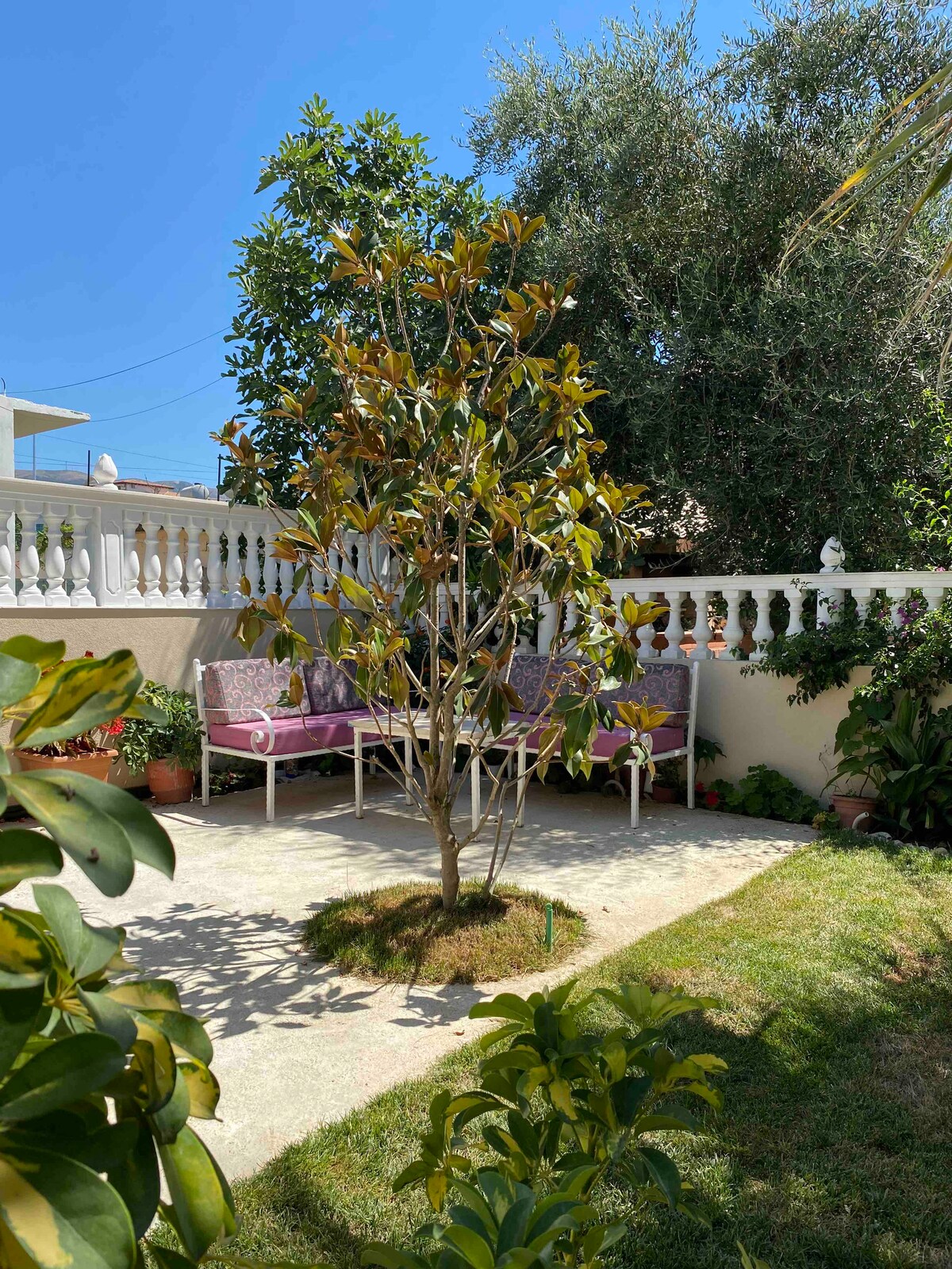 Listing 685404480930564495