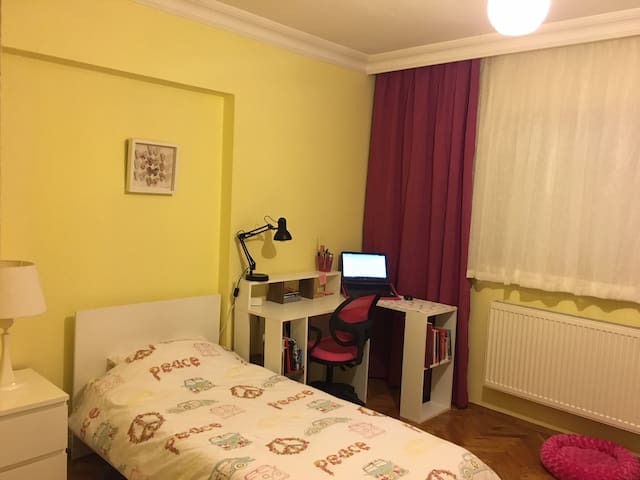 3 minutes away from Maltepe Metro St. by walking!