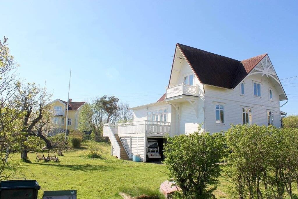 The house, B&B is upstairs, Balcony Room and Garden Room in view.