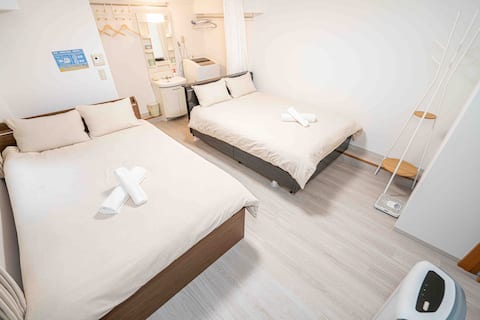 JR Yamanote Line Ikebukuro station about 10 min walk/Maximum occupancy 5 people/Direct access to Shinjuku 5 min, Shibuya 11 min/room 101