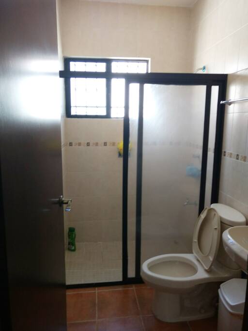 baño entero privado