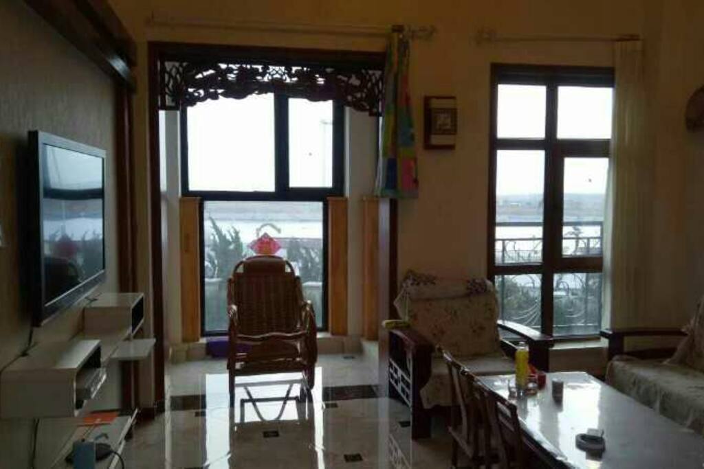房间客厅,观景台