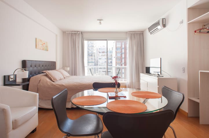 Amazing new studio in Recoleta with pool & laundry