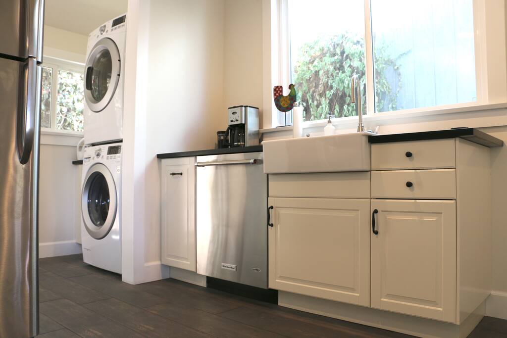Washer/dryer, dishwasher