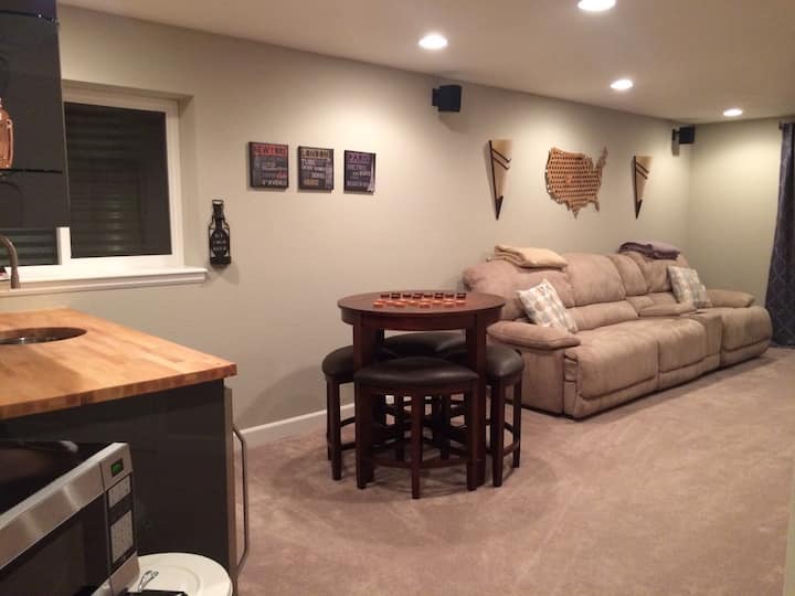 Entire Private Entry Walkout Basement To Yourself - Thornton, CO