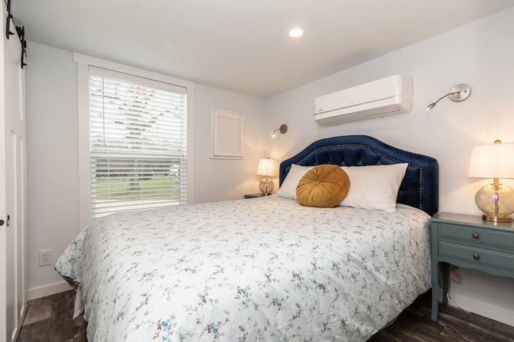 master bedroom.