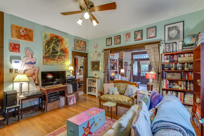 Vintage Charmer | Historic East Nashville