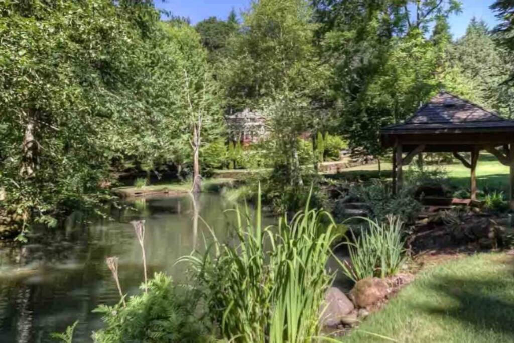 6 acre park-like surroundings.