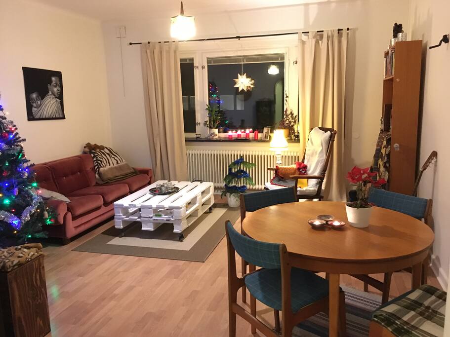 Livingroom/second bedroom