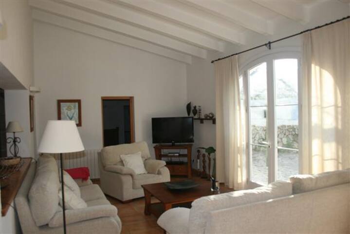 Beautiful country house “Son Sanxo” gallery image 2