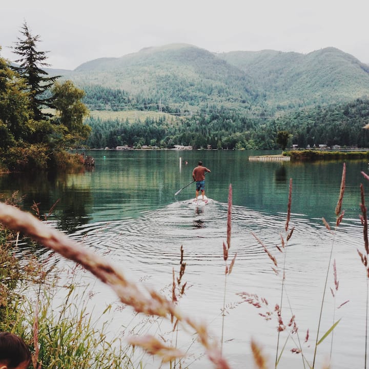 Lake Family Home Houses for Rent in Bellingham, Washington