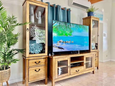 Popular Airbnb listing: Villa Sunbeam. Rejuvenate & Relax w/ Ocean views. in Charlotte Amalie East