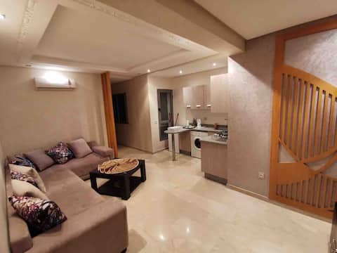 Lovely quiet & fully furnished apartment (WIFI...)