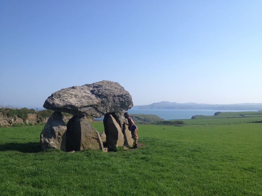 Carreg Samson