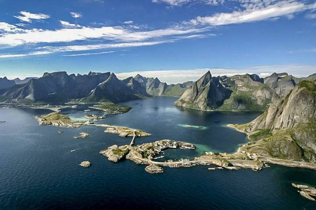 VillaReine Houses for Rent in Reine, Nordland, Norway