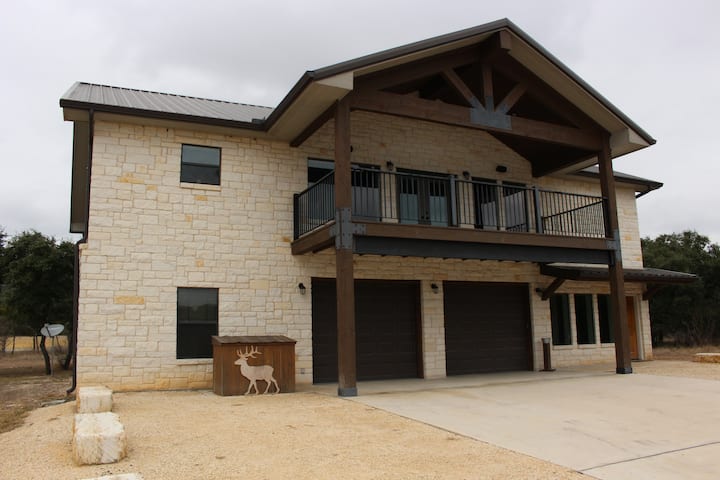 Concan Vacation Rentals Homes Texas United States Airbnb