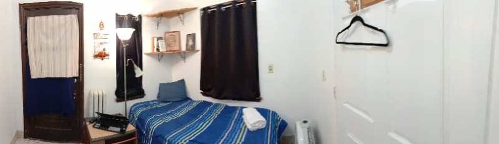 Walk 5 min to State, Main St and Central campus 2