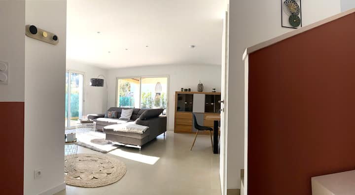 Jolie Villa Climatisée Avec Piscine Chauffée - Le Plan-de-la-Tour