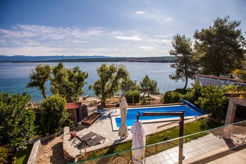 Villa Ana - apartment in a peaceful place Malinska