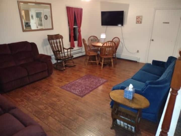 "The Barry House" Houses for Rent in Shamokin, Pennsylvania, United