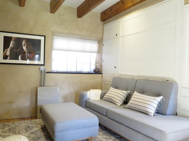 Beautiful Studio Next To The Plaza - Taos, NM