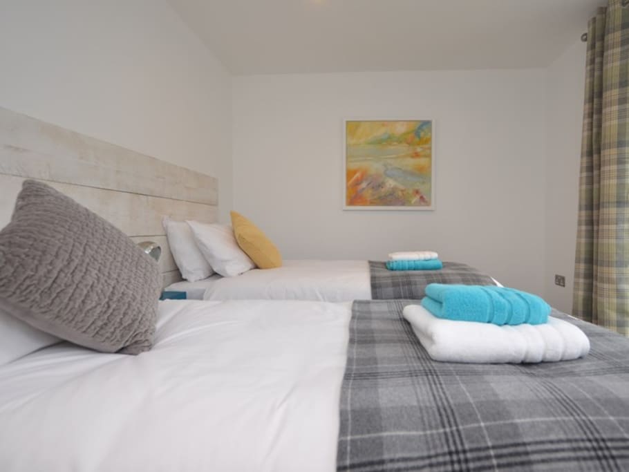 Stunning twin bedroom
