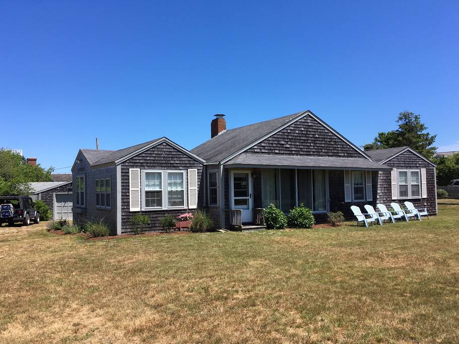 Top 100 Airbnb Rentals 2017 in Nantucket, Massachusetts