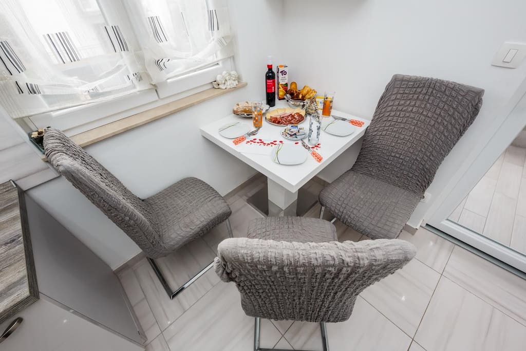 Dining room, Surface: 2 m²