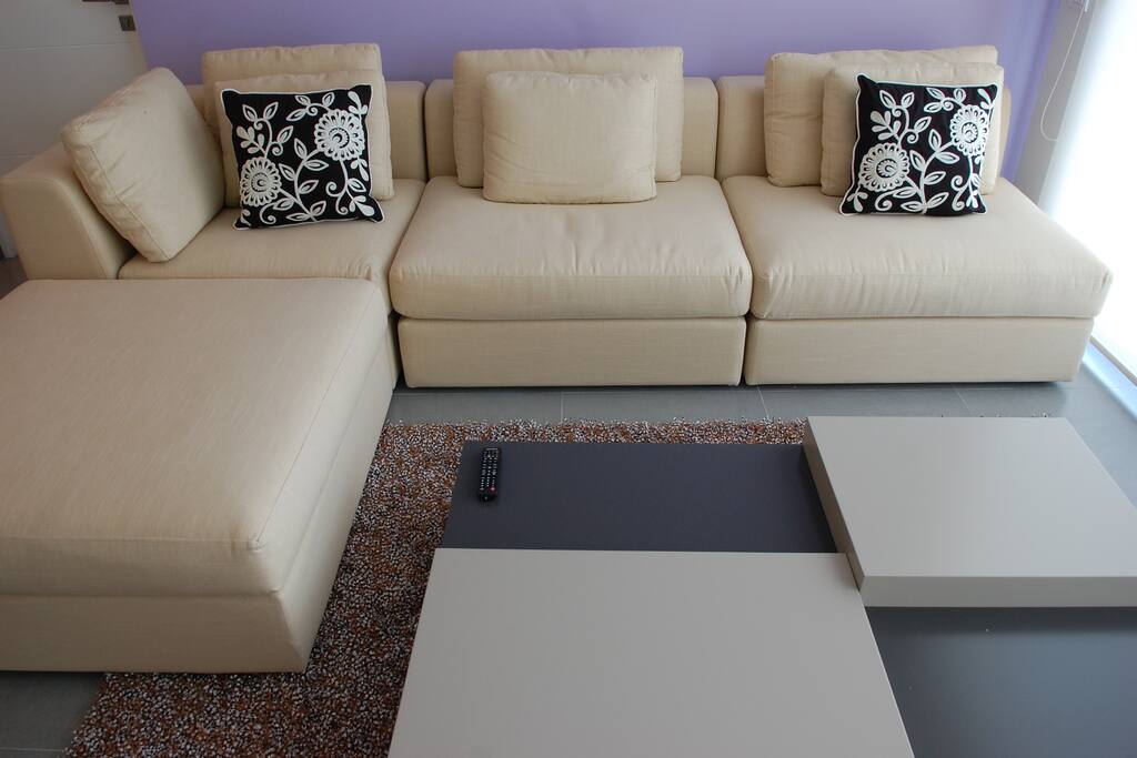 comfotable Sofa