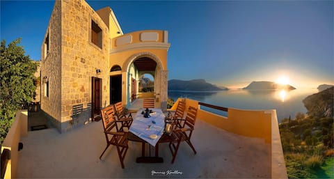 Popular Airbnb listing: Kalymnos Secret Paradise Beach Villa in Δήμος Καλυμνίων