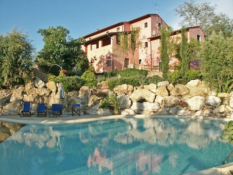 Villa with private swimming pool!