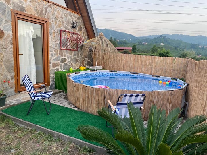 Tenora 1 cabin bungalow detached with pool