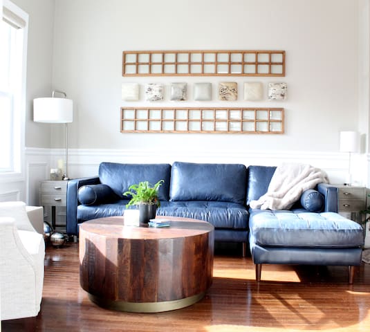 Adorable Single Family Home in Logan Square