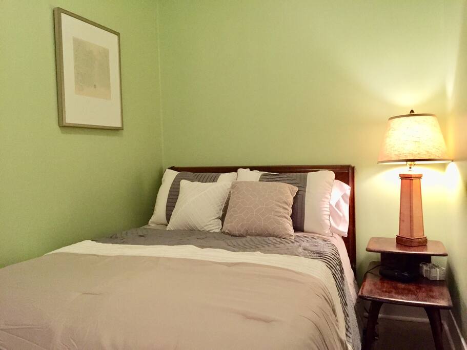 Master Bedroom Side Table Lamp