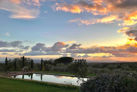 Bel Casale with sea view and the mediaeval village