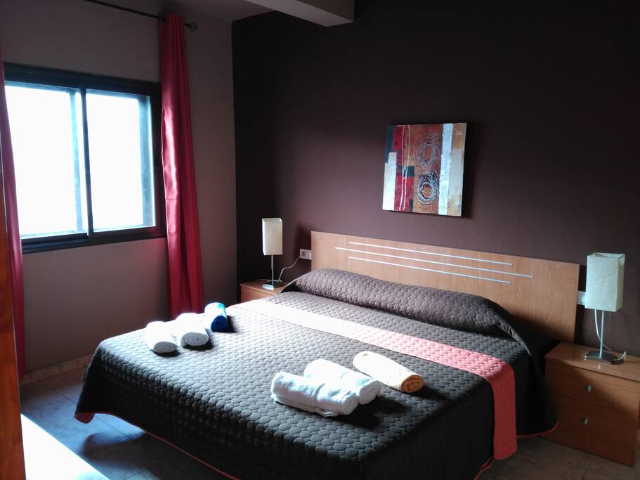 PRINCIPAL BEDROOM