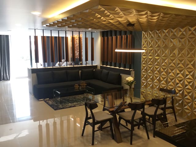 7 BUSINESS SUITES KEPLER – Grand Suite 2 recámaras