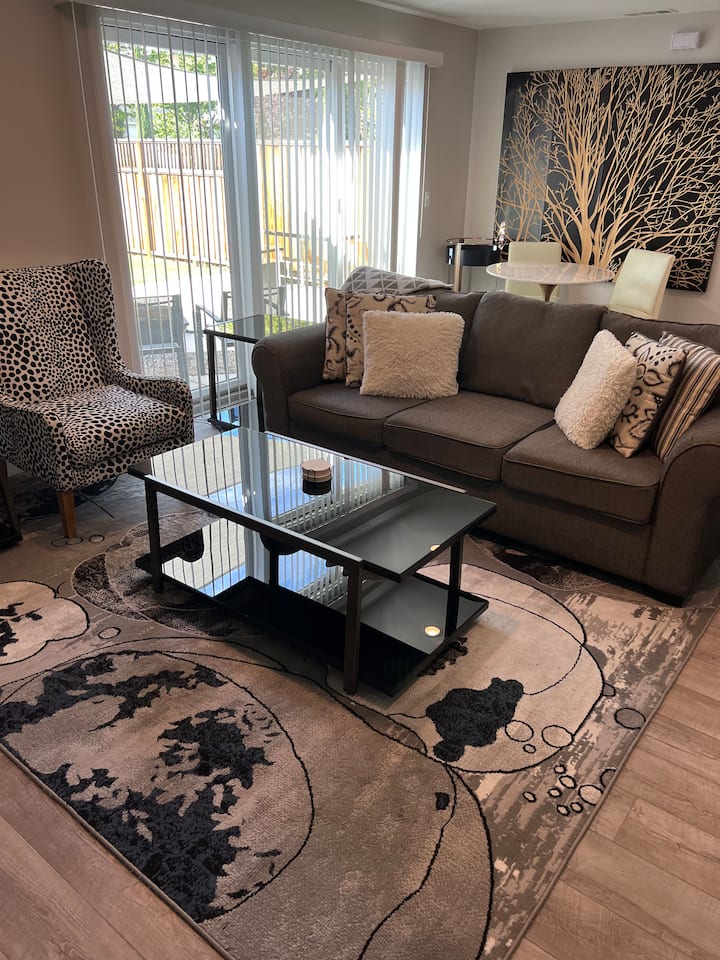 Newly Remodeled 3bd/2bth In Downtown Walnut Creek - Walnut Creek, CA