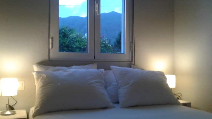 dormitorio 3 con vista al norte al aire libre y patio