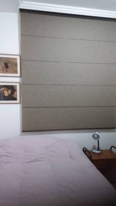 Quarto confortável para sua estadia.