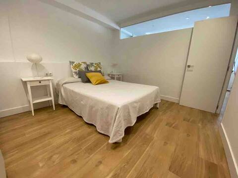 Refurbished apartment in downtown Alicante, 7 minutes from the beach