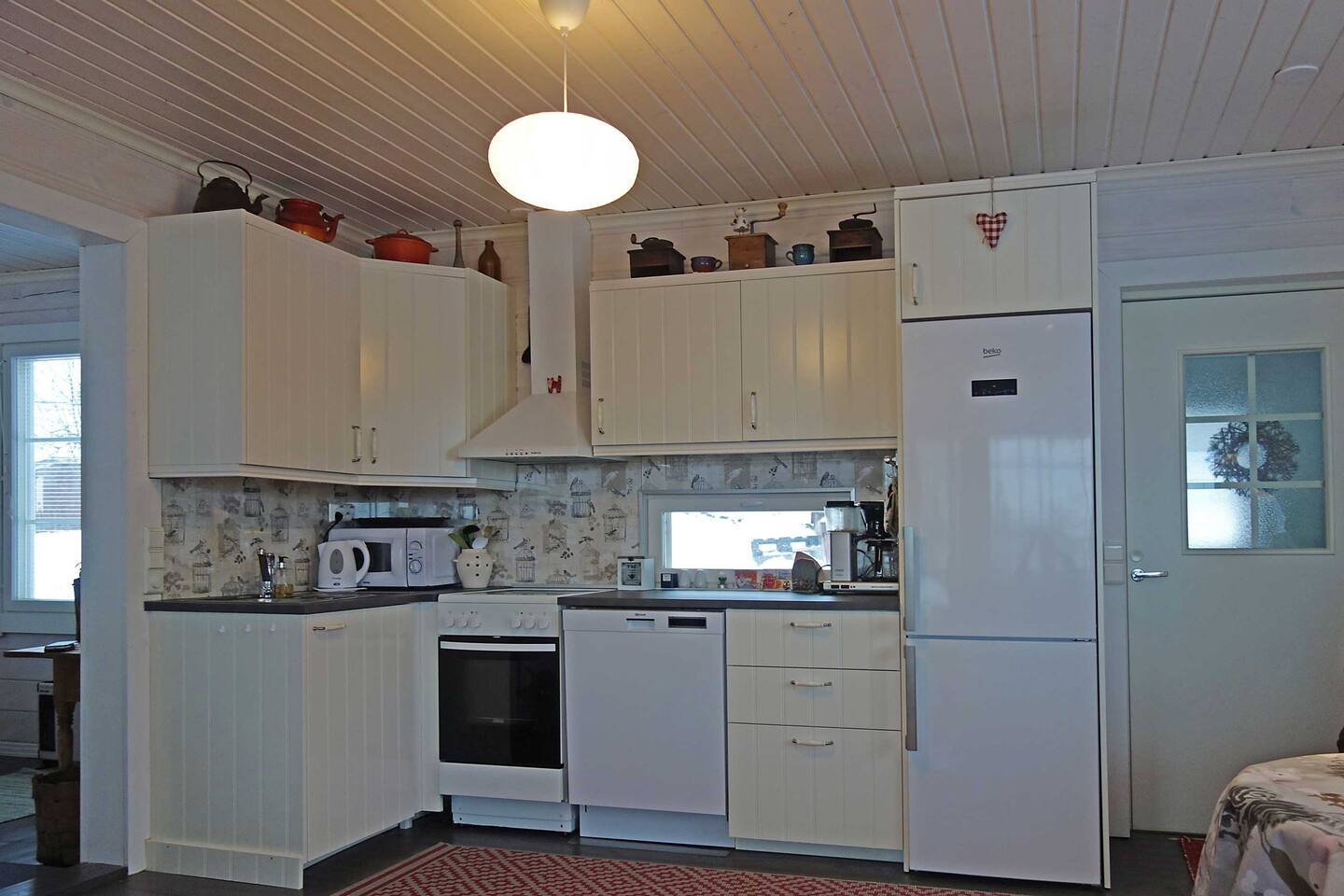 A New Log Cabin With A Beautiful View To A Lake 3